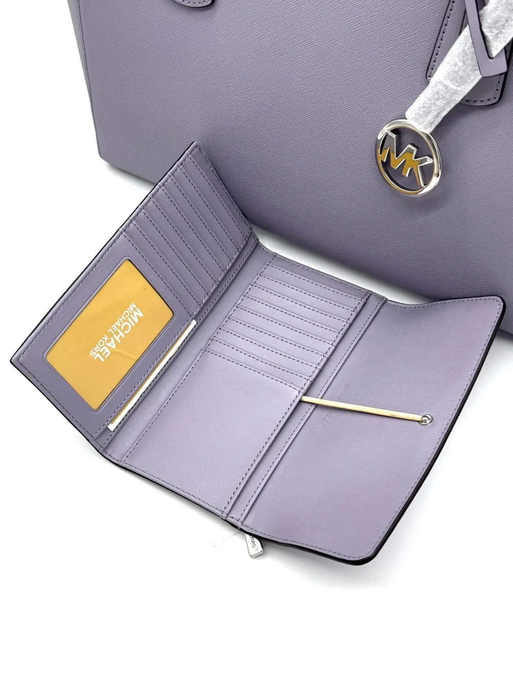 Michael Kors Voyager Large Leather Tote Bag w Matching Trifold Wallet - Lilac
